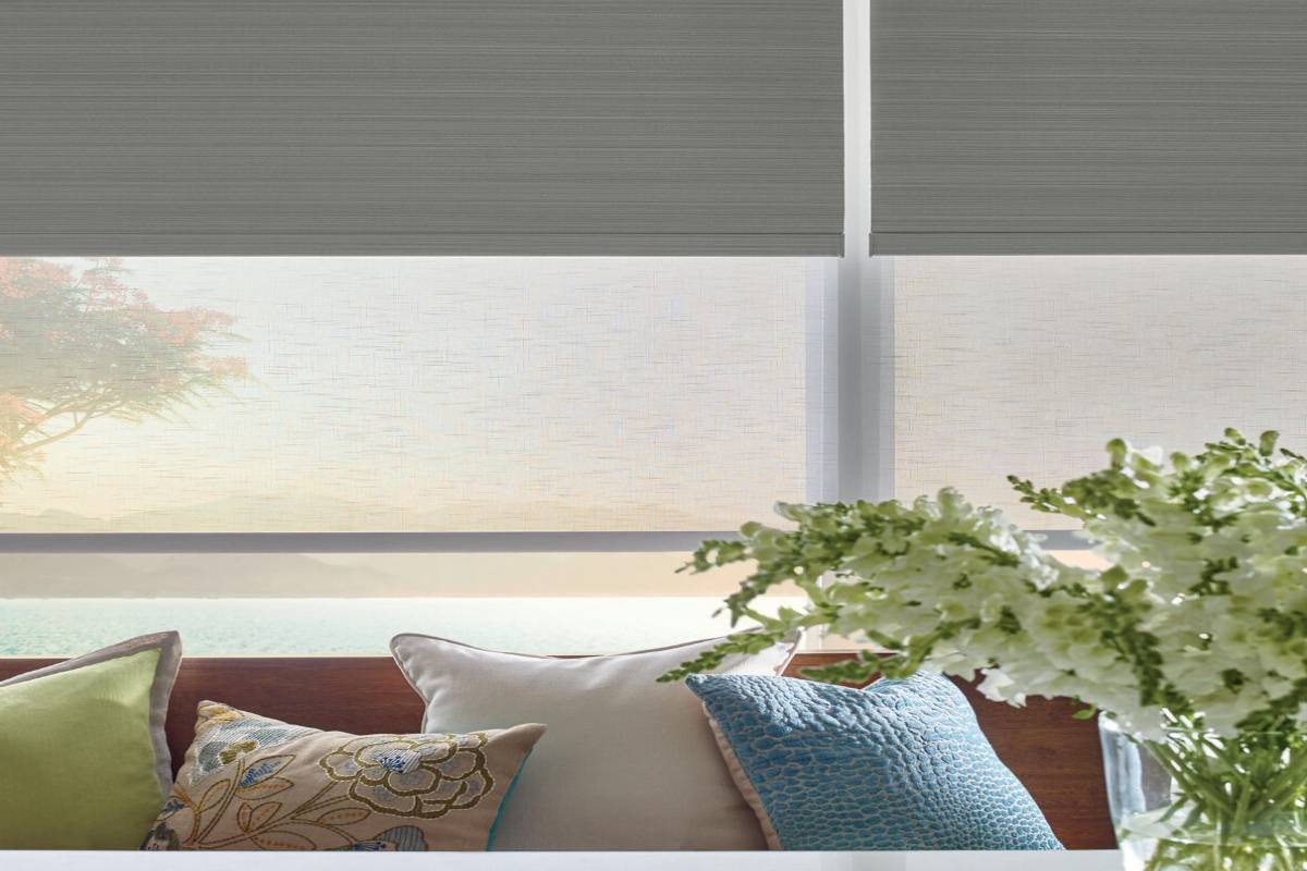 Hunter Douglas Designer Roller Shades, screen shades, solar shades, blackout shades near Beachwood, Ohio (OH)