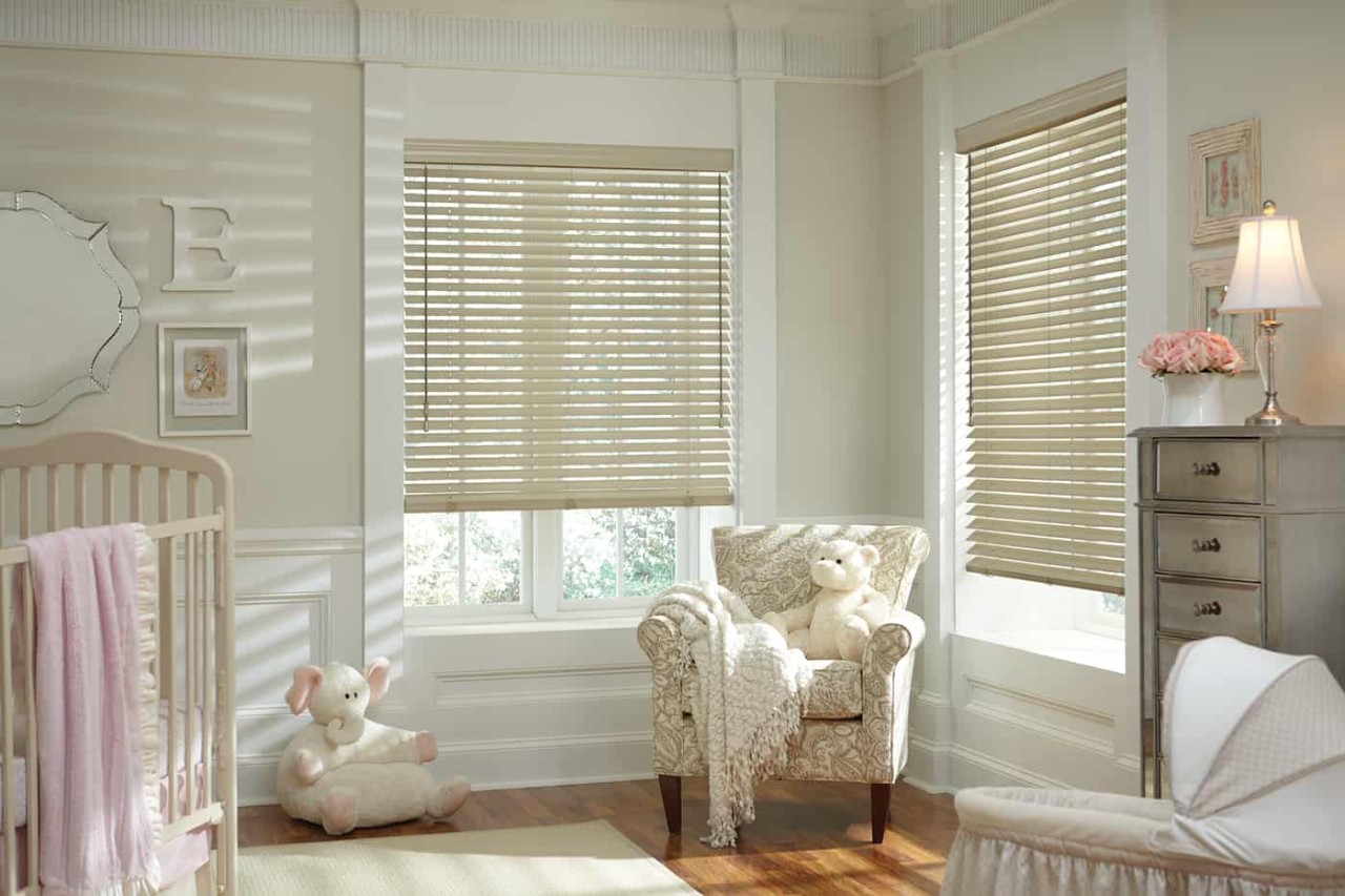 Hunter Douglas Parkland® wood blinds, Alternative or Genuine Wood Blinds near Bedford, Ohio (OH)